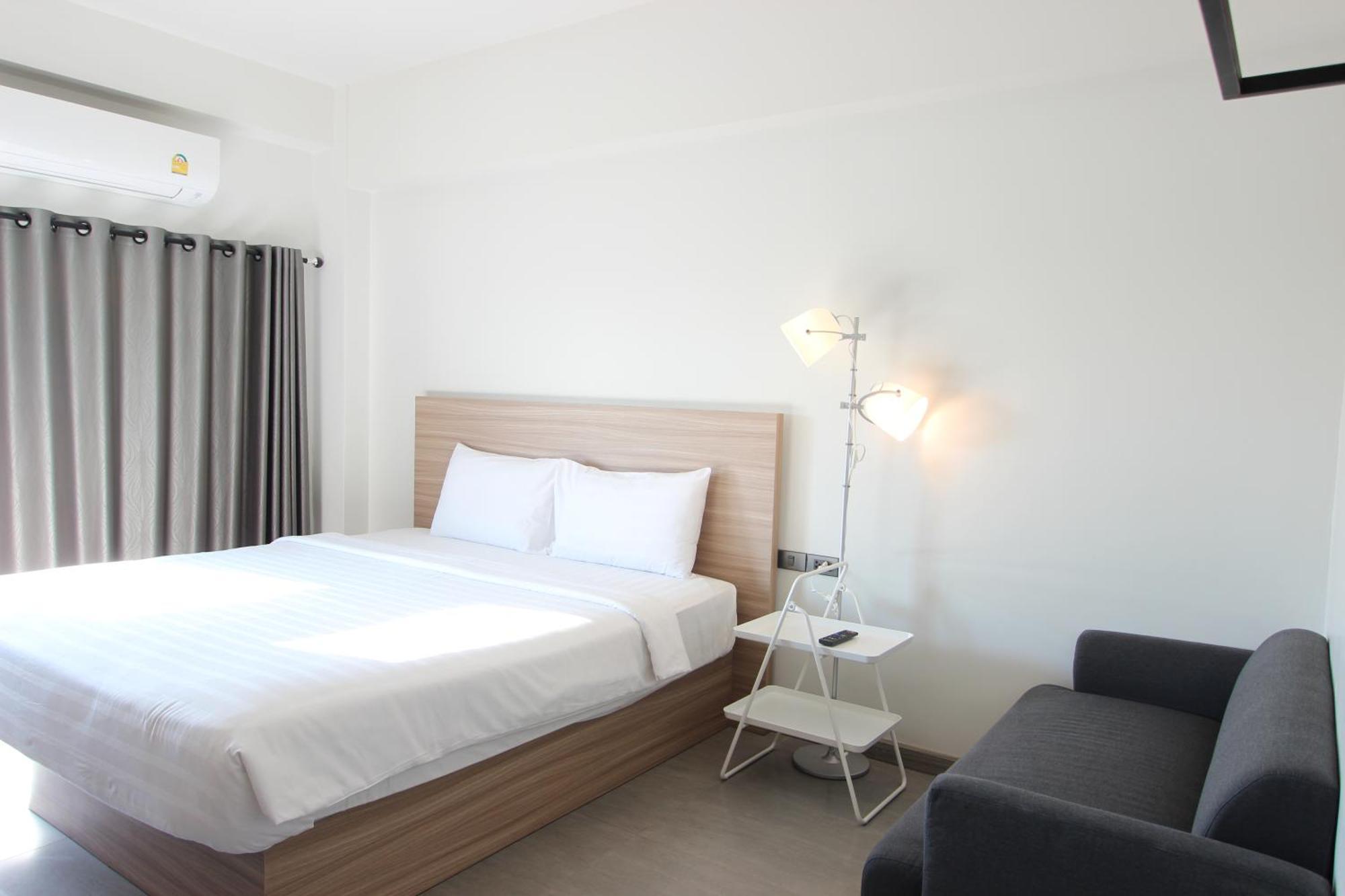 Mgrand Hotel Roi Et Exterior photo